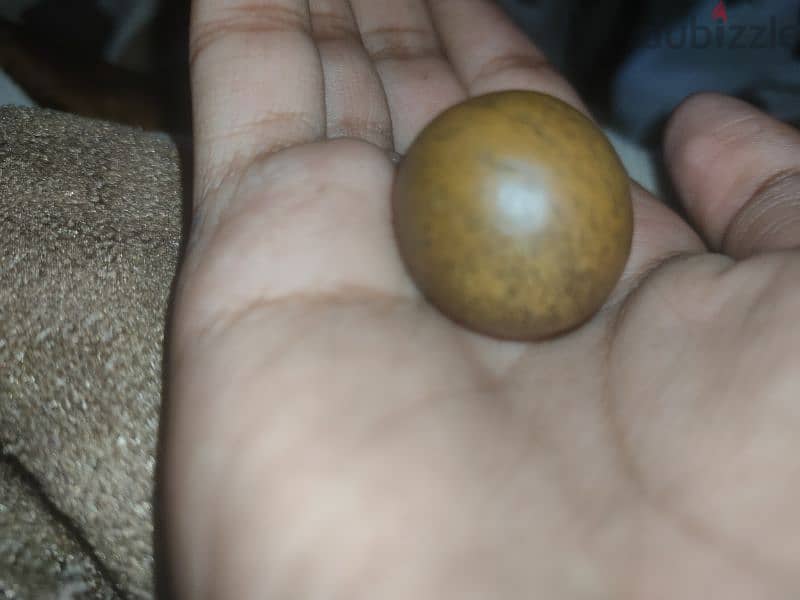 كرة نادرة قديمة 2