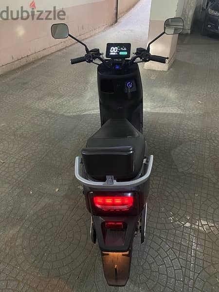 electric scooter tailg 2