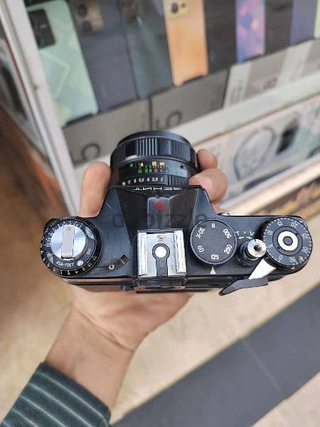 كاميرا كسر زيرو ب الإغلاق الجلد الأصلي روسي الصنع.  Zenit 11 slr. 5