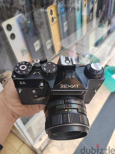كاميرا كسر زيرو ب الإغلاق الجلد الأصلي روسي الصنع.  Zenit 11 slr. 6