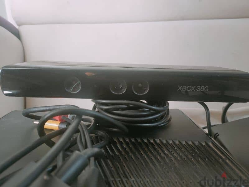 xbox 360 with kinect 4