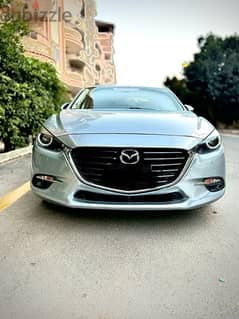 Mazda 3 topline