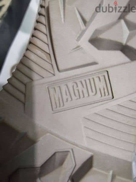 حذاء ماجنوم الأصلي جديد بالكرتونه مقاس 43 1