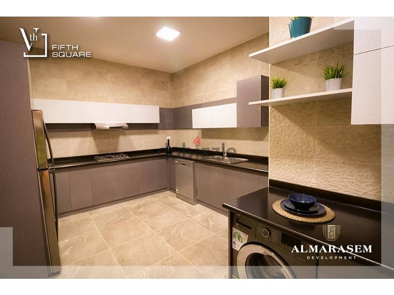 ِApartment 200m ready to move Fully finished Compound Fifth Square New Cairo 2
