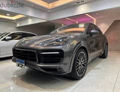 Porsche cayenne GTS . . 2021 . . coupe 0