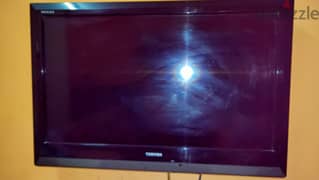 تليفزيون توشيبا ريجزا عادى LCD ٣٢ بوصه بحالة جيده جدا لقطه 0