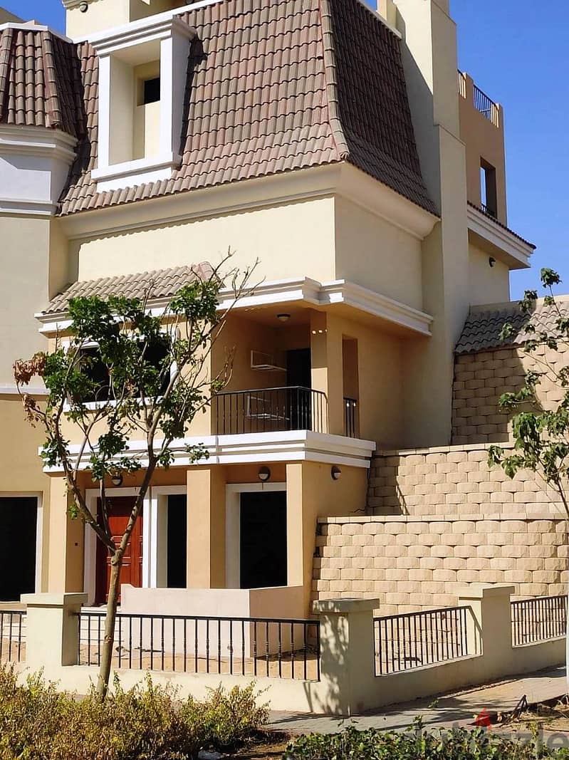 Villa with garden for sale with the longest payment period and only 10% down payment. Excellent location directly next to Madinaty 6