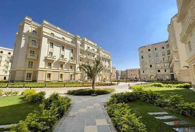 Ready to move finished apartment for sale 351m with installments in Grden City New Capital شقة للبيع استلام فوري متشطبة 351م باقساط في جاردن سيتي 1