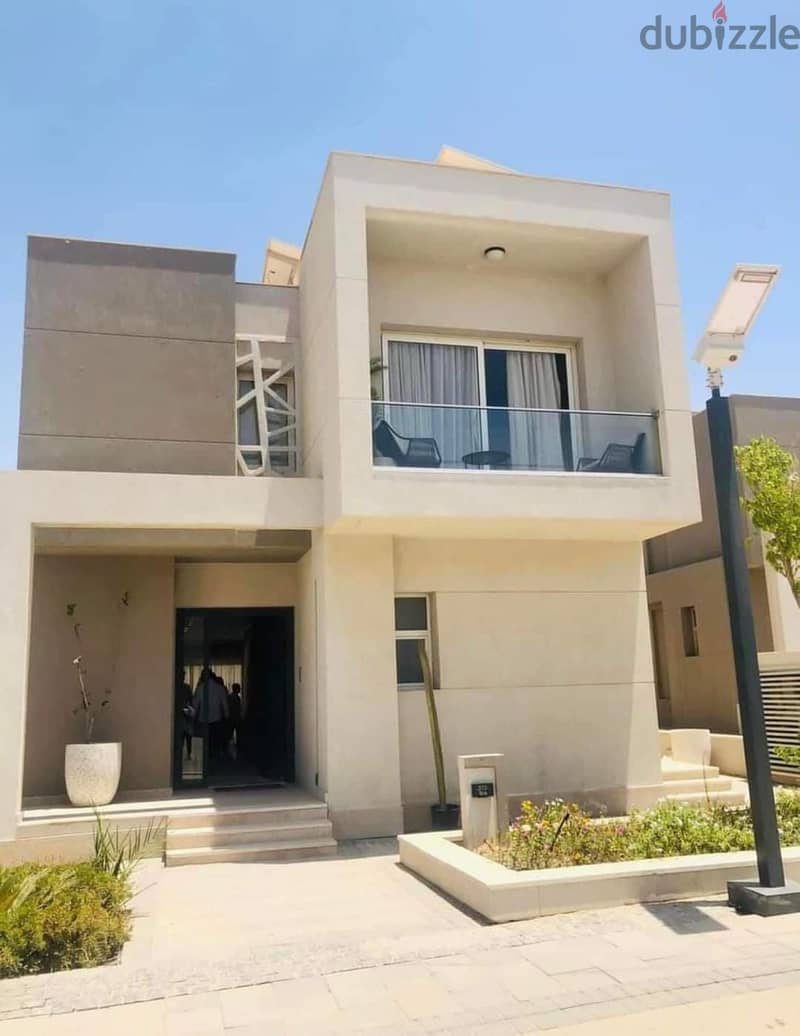 Independent villa for sale in October, with an open view and installments 1