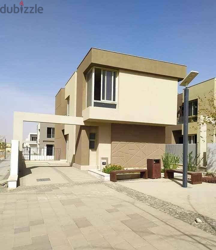 Independent villa for sale in October, with an open view and installments 6