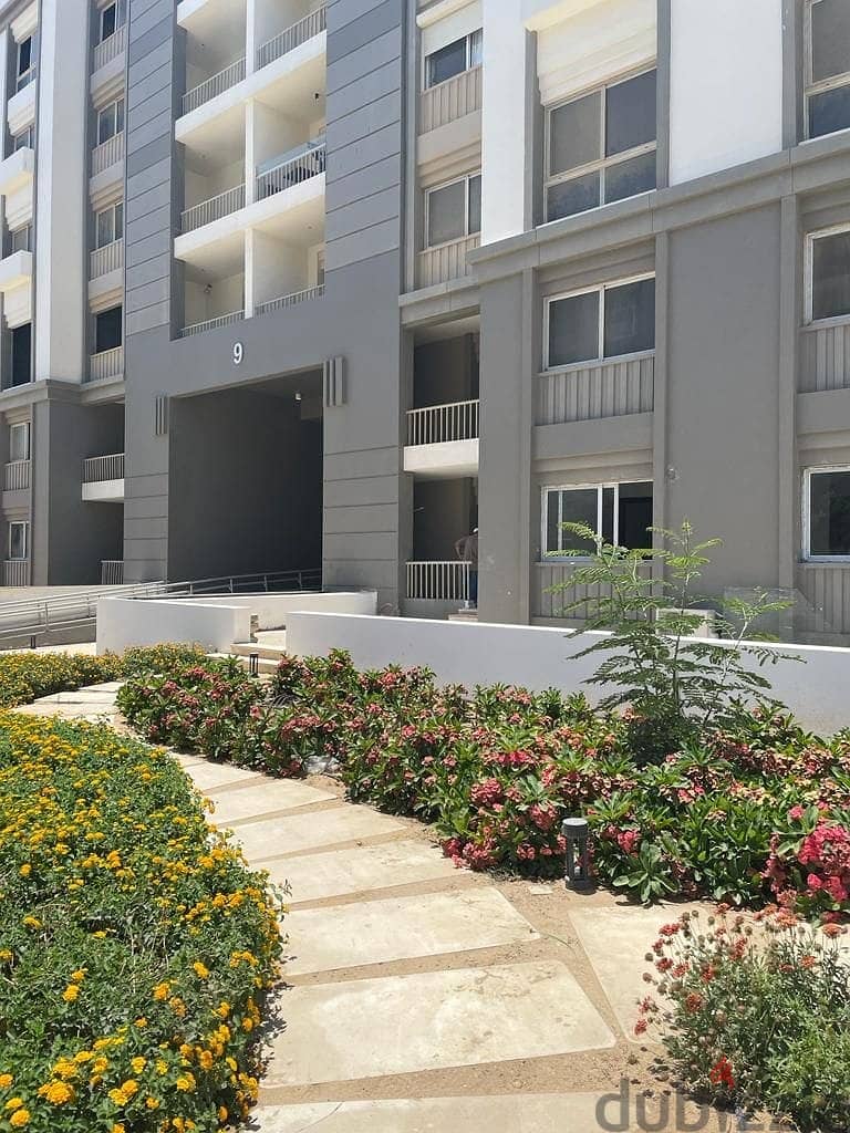 park  park corner phase  Apartment for Sale  4 th floor Bahary (facing north-east)  Area: 135M²  core and shell  2 bathrooms   2 bedroom 2