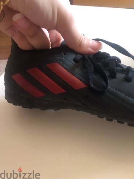 adidas football shoes  كوتشي كورة اديداس 5