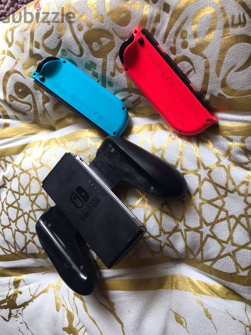 Nintendo switch joy con contlorer&grip 1