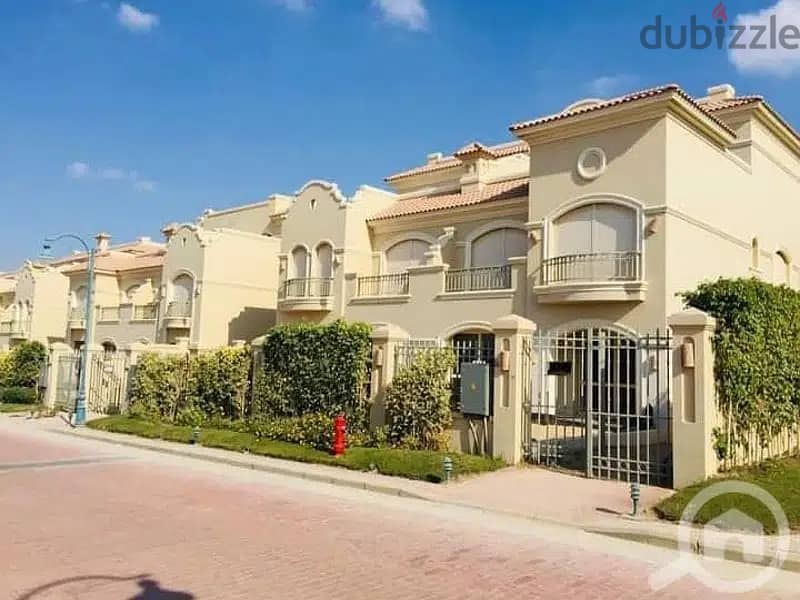Immediate villa for sale in La Vista Compound, Shorouk - New Cairo 1