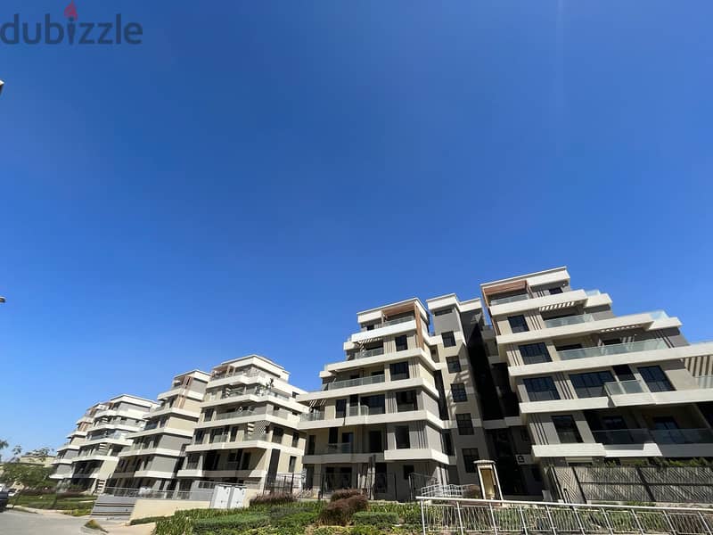 تحت سعر السوق  شقق سكاي - فيليت  شقة للبيع  190 متر 8