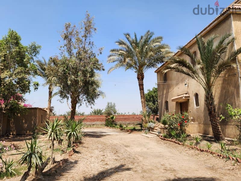 لراغبى السحر والجمال أرض زراعية بها فيلا سكنية وحديقة قريبة للقاهرة 1