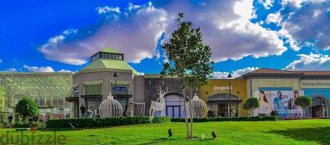 I own a 73 sqm store in Open Air Mall, Madinaty, in the largest mall, View Plaza, near New Cairo, Al-Rehab, and minutes from Al-Shorouk. 1