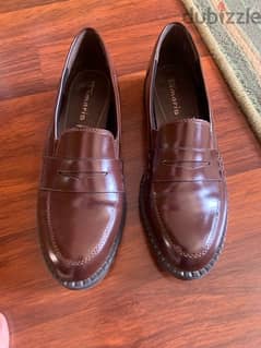 Brown shoes good as new 0