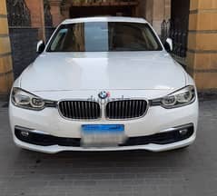 BMW318 2019