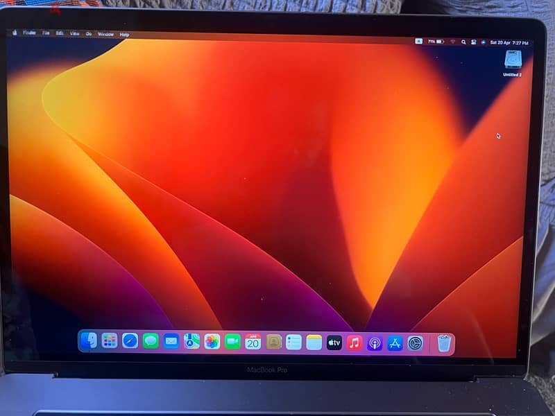 MacBook Pro 2018 15” / Ci9 / 32G /Vga 4G 5