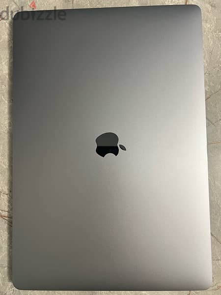 MacBook pro 2019 (16-inch) /Ci7 / 16G / vga 4G 1