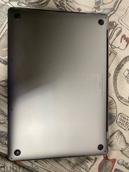 MacBook pro 2019 (16-inch) /Ci7 / 16G / vga 4G 2