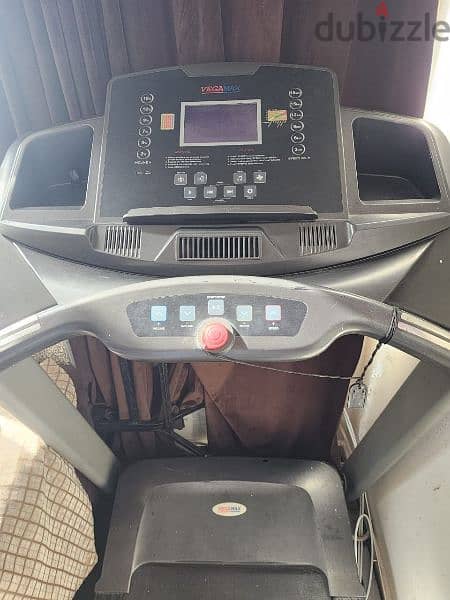treadmill vegamax 8000iC 0