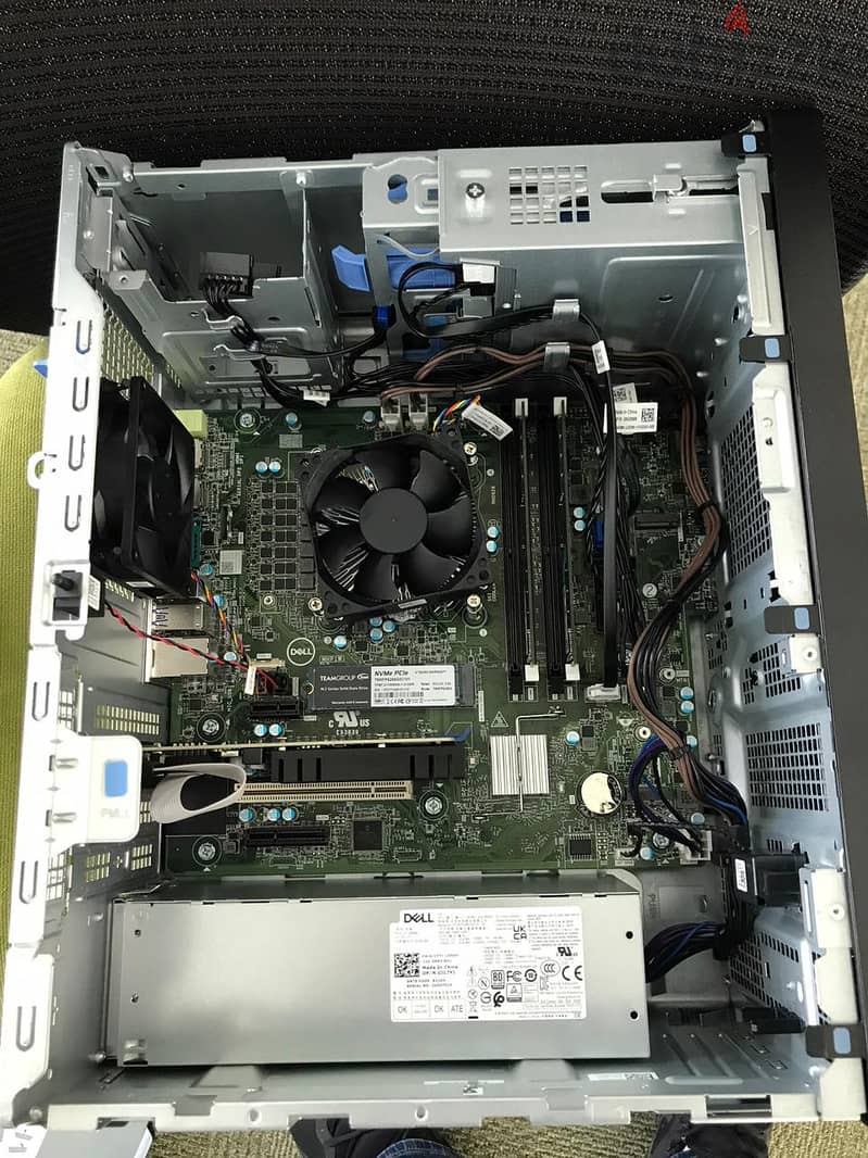 PC Case Dell Core i7 - 10th Generation 4