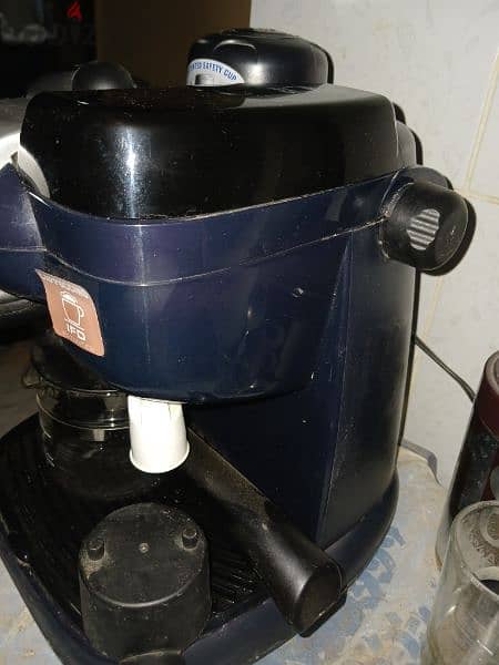 ماكينه قهوه ديلونج coffee maker delonghi 4