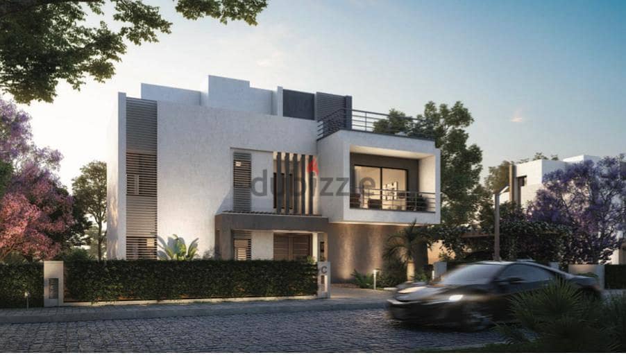 Villa Stand alone ready to move 10% Down payment 8 years installment 757 m in Palm Hills New Cairo with least price in special location D 1