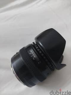 50 mm 1.4 Canon camera lens 0