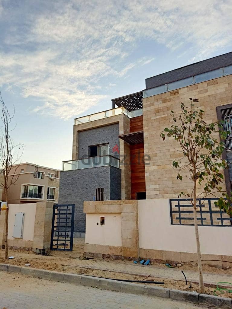 A very special villa for sale in Taj City, the settlement in front of Cairo Airport, a very special location and a fabulous view in the Orgami 2