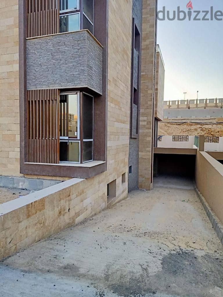 A very special villa for sale in Taj City, the settlement in front of Cairo Airport, a very special location and a fabulous view in the Orgami 6