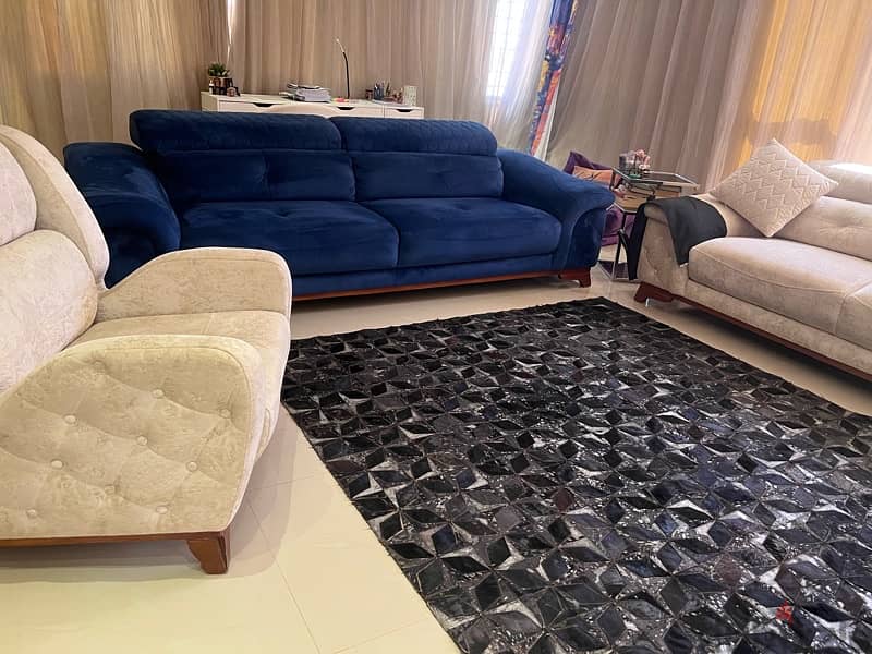 Turkish used living room for sale ليفينج روم تركي  جيدا جدا للبيع لقطة 2