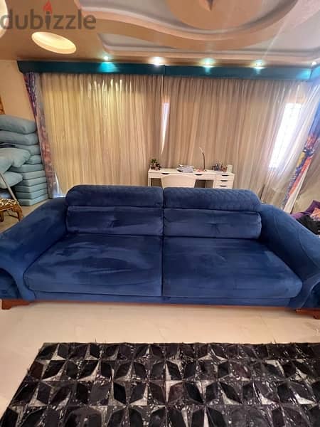 Turkish used living room for sale ليفينج روم تركي  جيدا جدا للبيع لقطة 3