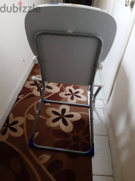 Baby chair up to 6 yrs( brand Junior) very cleanتم تخفيض السعر 4