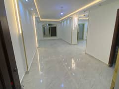 شقة للايجار السكني 230 م  تشطيب فاخر بمدينة نصر - مكرم عبيد Nasr city