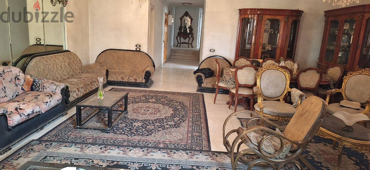 Apartment for sale in new maadi شقه للبيع شارع النصر 1
