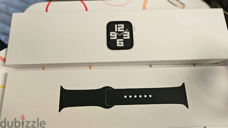 Apple Watch SE (2nd Gen) [GPS 44mm] Sealed - with Silver Aluminum Case 2