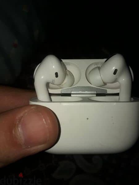 apple airpods pro 1 without box 2