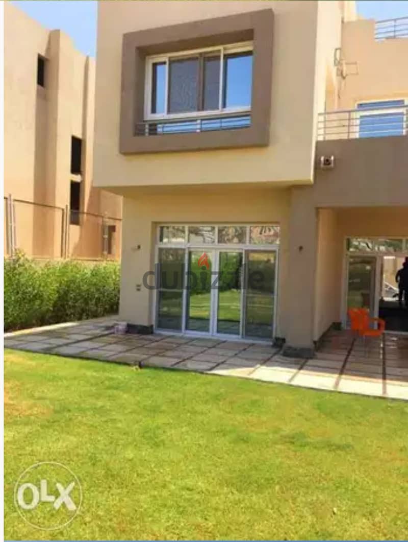 Townhouse villa for sale 190 sqm + roof in Fifth Settlement, Palm Hills Compound 8