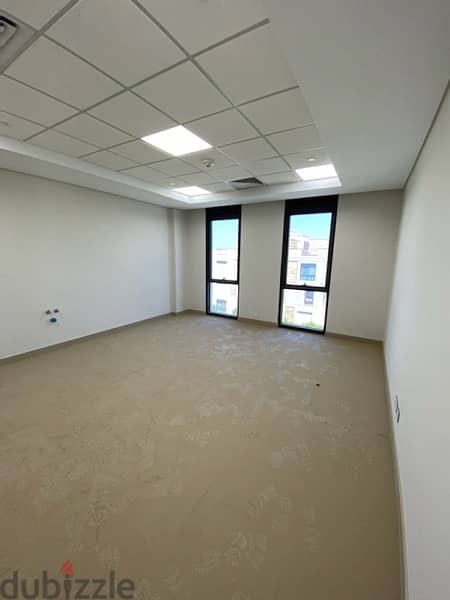 عيادة للايجار في ويست ميديكال سنتر سوديك clinic for rent in wmc zayed 9