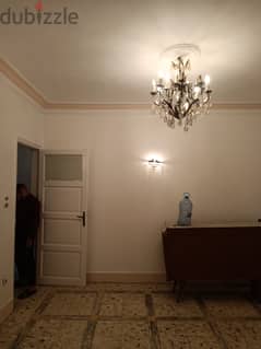 Spacious 6 Rooms Apartment for Sale (Can Be Divided!) 0