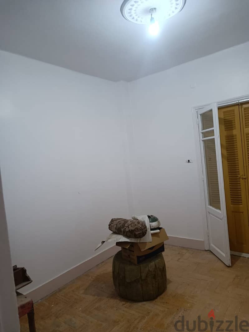 Spacious 6 Rooms Apartment for Sale (Can Be Divided!) 7
