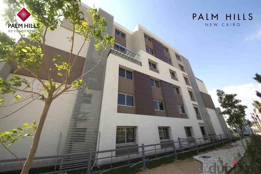 شقة متشطبة بالكامل للبيع ف بالم هيلز التجمع الخامس في موقع متميز جدا Palm Hills new cairo 5