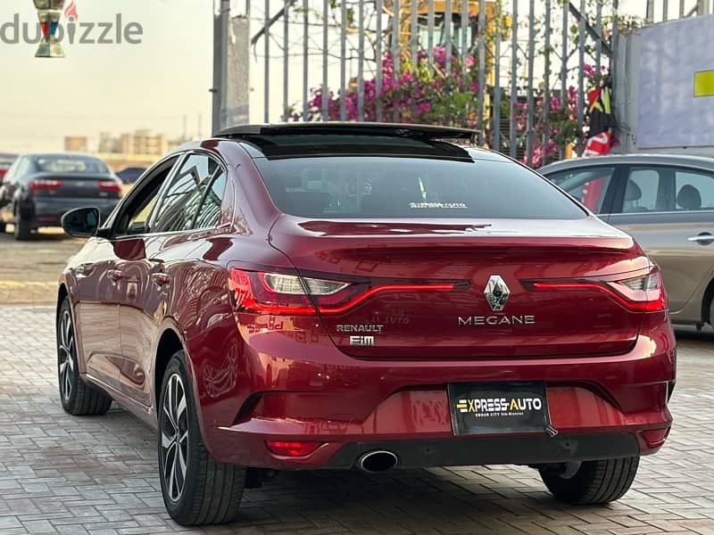 Renault Megane signature / 2020 4