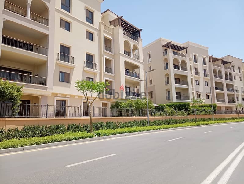 Apartment with garden fully finished in Mivida - Emaar 5