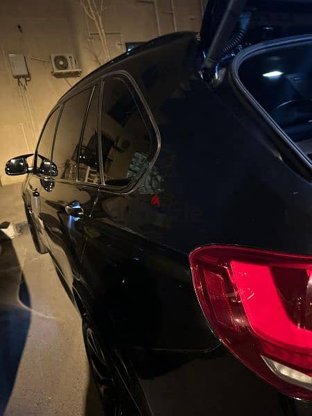 سيارة BMW X5  موديل 2018 15
