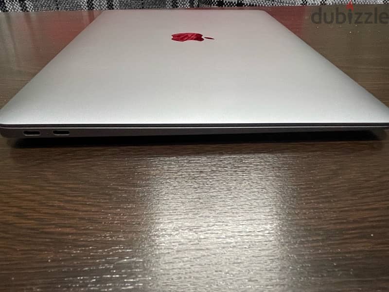 Apple MacBook Air 2020 USED Like NEW 5