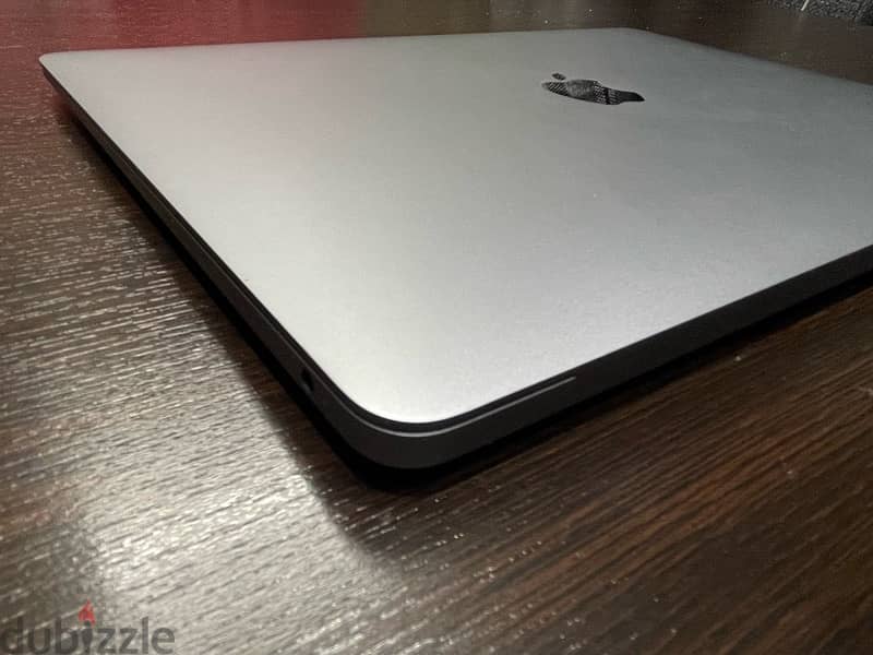 Apple MacBook Air 2020 USED Like NEW 9